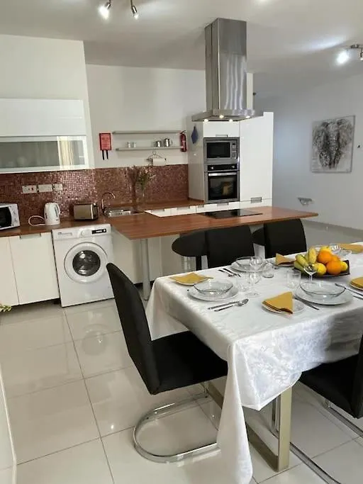 Mensija Apartment Saint Julian's