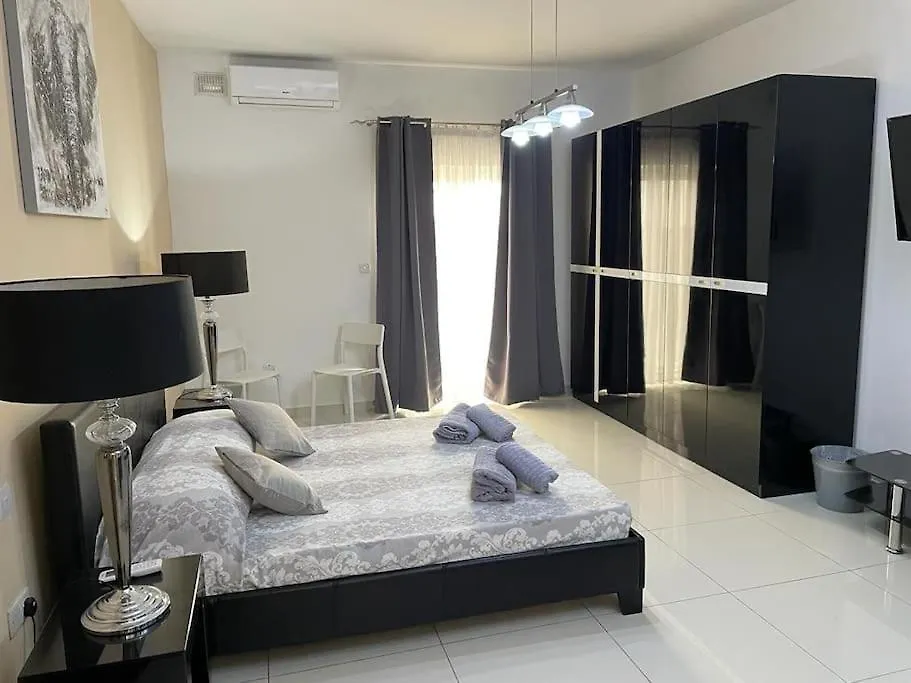 Mensija Apartment Saint Julian's 0*,  Malta